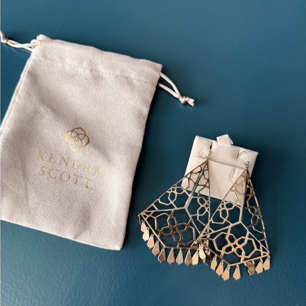 Kendra Scott Gold Samira Earrings - rare